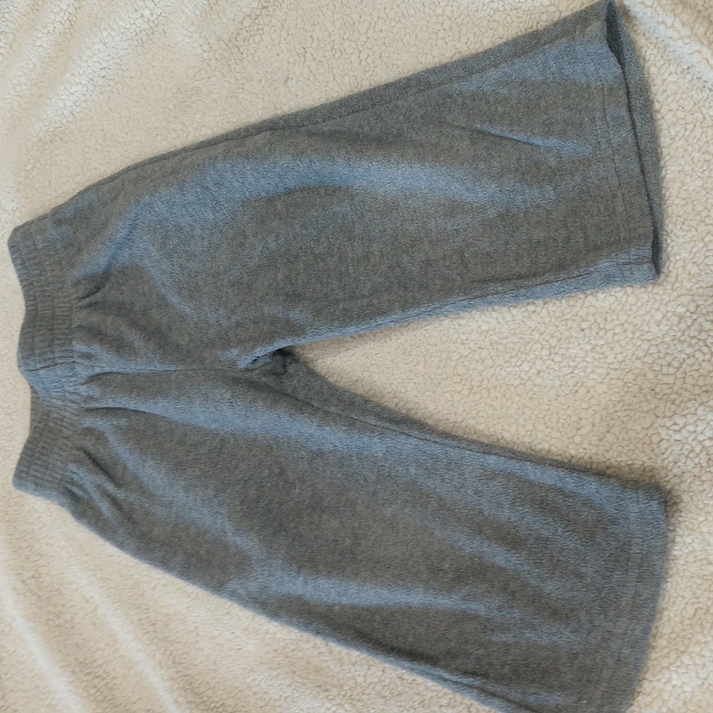 2/$15 Children's Place Gray Fleece Sweatpants Size 18-24 Months